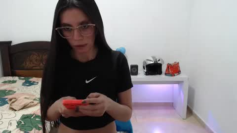 salome  online show from 02/25/25, 07:58