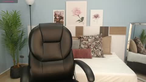 salome_veles online show from 06/24/26, 07:57