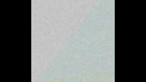 Snapshot of salomediosaperez chatting on 10/19/25, 10:32 kitana online show from 10/19/25, 10:32