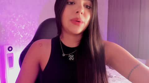 Snapshot of salomee_11 chatting on 02/02/25, 02:06 salo online show from 02/02/25, 02:06