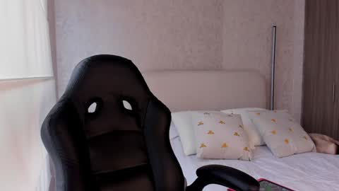 Snapshot of salomee_11 chatting on 02/02/25, 07:46 salo online show from 02/02/25, 07:46
