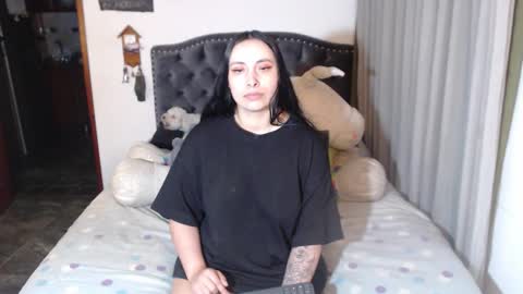 yenny online show from 03/30/26, 03:18