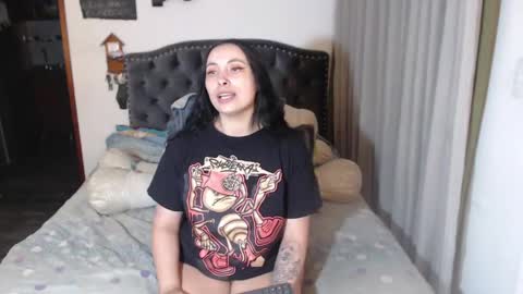 yenny online show from 04/19/26, 03:50