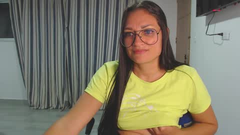 salome online show from 02/14/25, 04:04