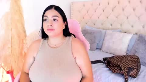 Snapshot of salomesimos1 chatting on 09/11/25, 11:38 Salome online show from 09/11/25, 11:38