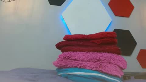 Snapshot of salomeswet chatting on 01/01/25, 01:05 martina online show from 01/01/25, 01:05
