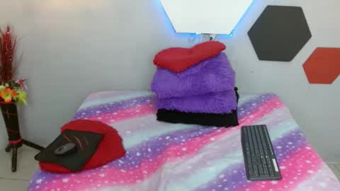 Snapshot of salomeswet chatting on 01/06/25, 07:31 martina online show from 01/06/25, 07:31