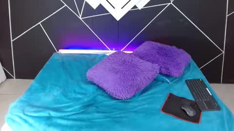 Snapshot of salomeswet chatting on 03/12/25, 10:48 martina online show from 03/12/25, 10:48