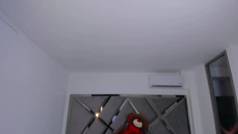 Salomme Cruz online show from 05/20/26, 03:02