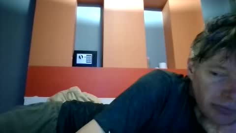 Snapshot of salsapaulus chatting on 02/17/25, 09:03 salsapaulus online show from 02/17/25, 09:03