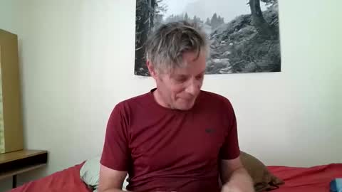 Snapshot of salsapaulus chatting on 06/03/26, 05:40 salsapaulus online show from 06/03/26, 05:40