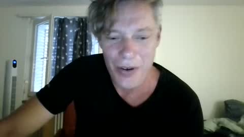 Snapshot of salsapaulus chatting on 08/06/26, 06:43 salsapaulus online show from 08/06/26, 06:43