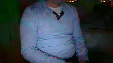 Snapshot of salsbud2022 chatting on 01/10/25, 09:13 salsbud2022 online show from 01/10/25, 09:13