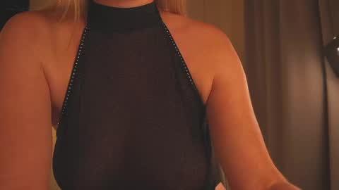 IsaBella-  online show from 05/16/26, 08:07