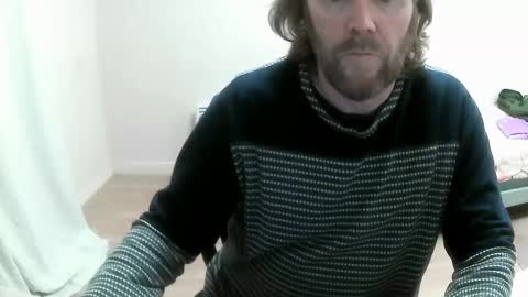 Snapshot of saltimbanquier chatting on 01/06/25, 02:03 Saltimbanquier Salt ou Banquier online show from 01/06/25, 02:03