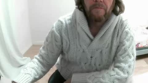 Snapshot of saltimbanquier chatting on 01/09/25, 12:41 Saltimbanquier Salt ou Banquier online show from 01/09/25, 12:41