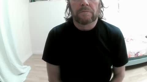 Snapshot of saltimbanquier chatting on 01/10/25, 01:52 Saltimbanquier Salt ou Banquier online show from 01/10/25, 01:52