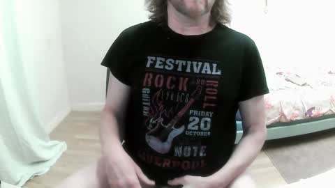 Snapshot of saltimbanquier chatting on 02/08/25, 08:53 Saltimbanquier Salt ou Banquier online show from 02/08/25, 08:53