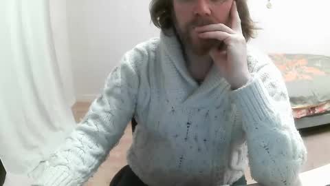 Snapshot of saltimbanquier chatting on 02/13/25, 07:03 Saltimbanquier Salt ou Banquier online show from 02/13/25, 07:03