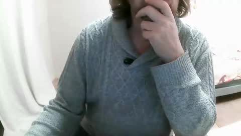 Snapshot of saltimbanquier chatting on 02/23/25, 11:00 Saltimbanquier Salt ou Banquier online show from 02/23/25, 11:00