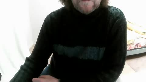 Snapshot of saltimbanquier chatting on 02/28/25, 02:09 Saltimbanquier Salt ou Banquier online show from 02/28/25, 02:09