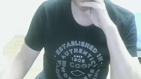 Snapshot of saltimbanquier chatting on 09/29/25, 12:43 Saltimbanquier Salt ou Banquier online show from 09/29/25, 12:43