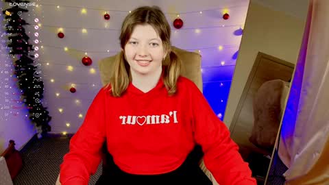 Snapshot of salut_love chatting on 12/26/24, 07:49 Ruby online show from 12/26/24, 07:49