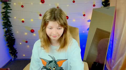 Snapshot of salut_love chatting on 12/27/24, 03:37 Ruby online show from 12/27/24, 03:37