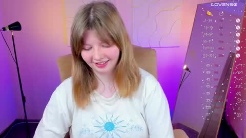 Snapshot of salut_love chatting on 01/25/25, 04:35 Ruby online show from 01/25/25, 04:35