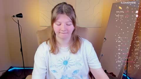 Snapshot of salut_love chatting on 02/27/25, 02:32 Ruby online show from 02/27/25, 02:32