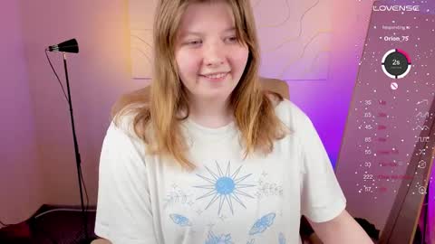 Snapshot of salut_love chatting on 03/08/25, 04:39 Ruby online show from 03/08/25, 04:39