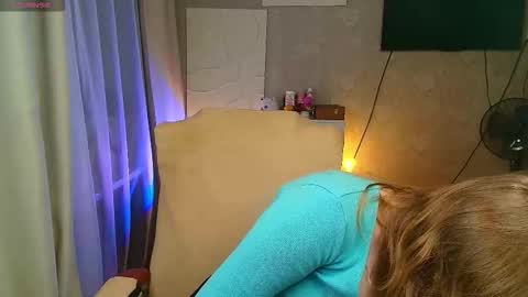 Snapshot of salut_love chatting on 11/22/25, 04:22 Ruby online show from 11/22/25, 04:22