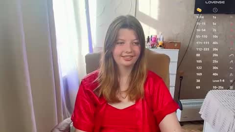 Snapshot of salut_love chatting on 06/19/26, 03:49 Ruby online show from 06/19/26, 03:49