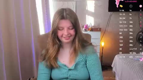 Snapshot of salut_love chatting on 07/24/26, 03:54 Ruby online show from 07/24/26, 03:54