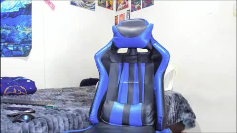 Snapshot of salvatore_dereck chatting on 10/09/25, 12:52 online show from 10/09/25, 12:52