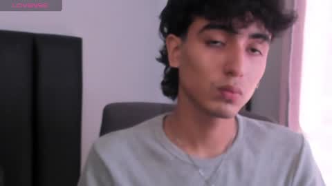 Snapshot of salvatore_monterey chatting on 01/21/25, 04:16 salvatore online show from 01/21/25, 04:16