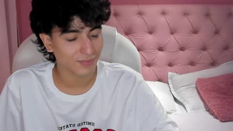 Snapshot of salvatore_monterey chatting on 01/26/25, 11:29 salvatore online show from 01/26/25, 11:29