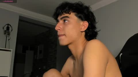 salvatore_montt online show from 02/18/25, 01:32