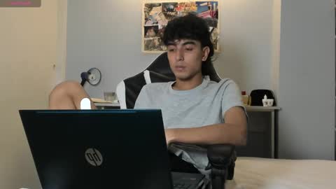 salvatore_montt online show from 03/04/25, 12:50