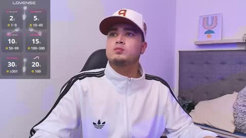 Snapshot of salvatore_muller chatting on 09/17/25, 08:43 Salvatore  online show from 09/17/25, 08:43