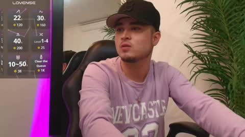 Snapshot of salvatore_muller chatting on 09/26/25, 09:52 Salvatore  online show from 09/26/25, 09:52