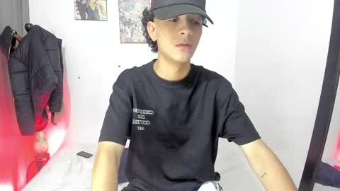 sam__cute online show from 12/31/24, 04:27