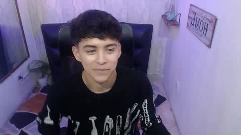 Snapshot of sam_daves chatting on 01/29/25, 03:58 Sam online show from 01/29/25, 03:58