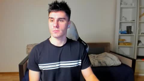 Snapshot of sam_huston18 chatting on 11/27/25, 10:45 BACK IN 2 WEEKS online show from 11/27/25, 10:45