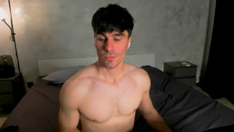 Snapshot of sam_huston18 chatting on 07/30/26, 10:42 BACK IN 2 WEEKS online show from 07/30/26, 10:42