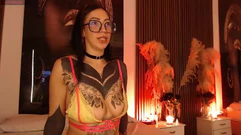 SAM MANSON online show from 05/11/26, 04:04