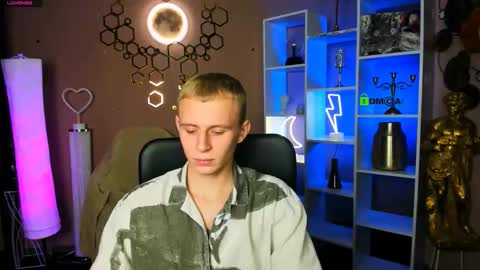 Sam online show from 11/24/25, 08:08