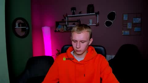 Sam online show from 11/25/25, 08:31