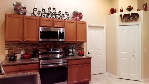 Snapshot of sam_papithebarber chatting on 11/15/25, 09:28 sam_papithebarber online show from 11/15/25, 09:28