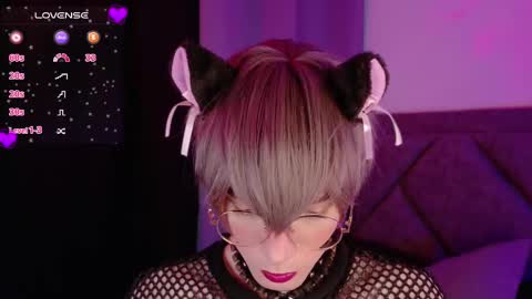 Snapshot of sam_russo chatting on 02/22/25, 08:40 Sam online show from 02/22/25, 08:40